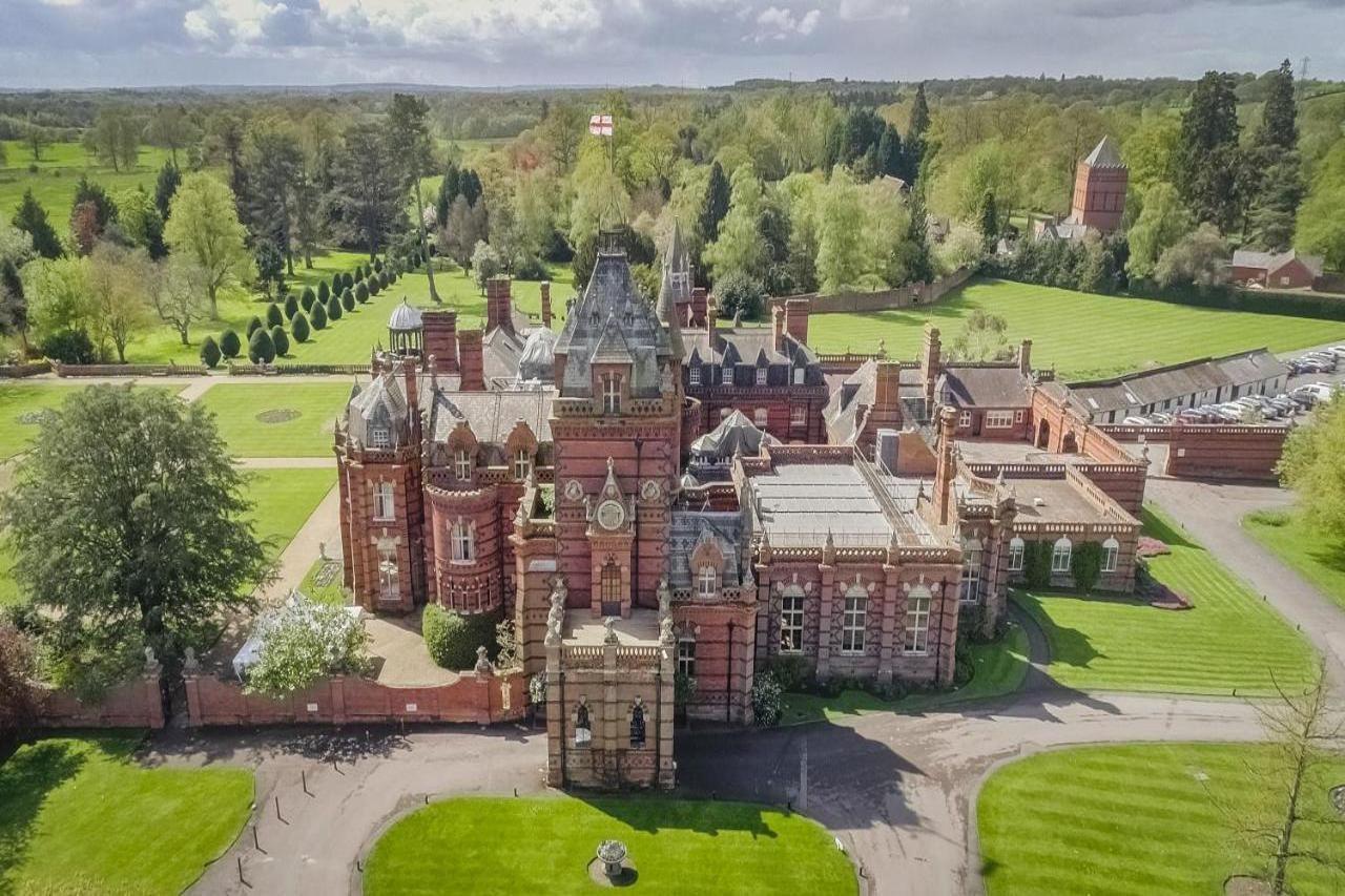 The Elvetham Hotel Hartley Wintney Extérieur photo