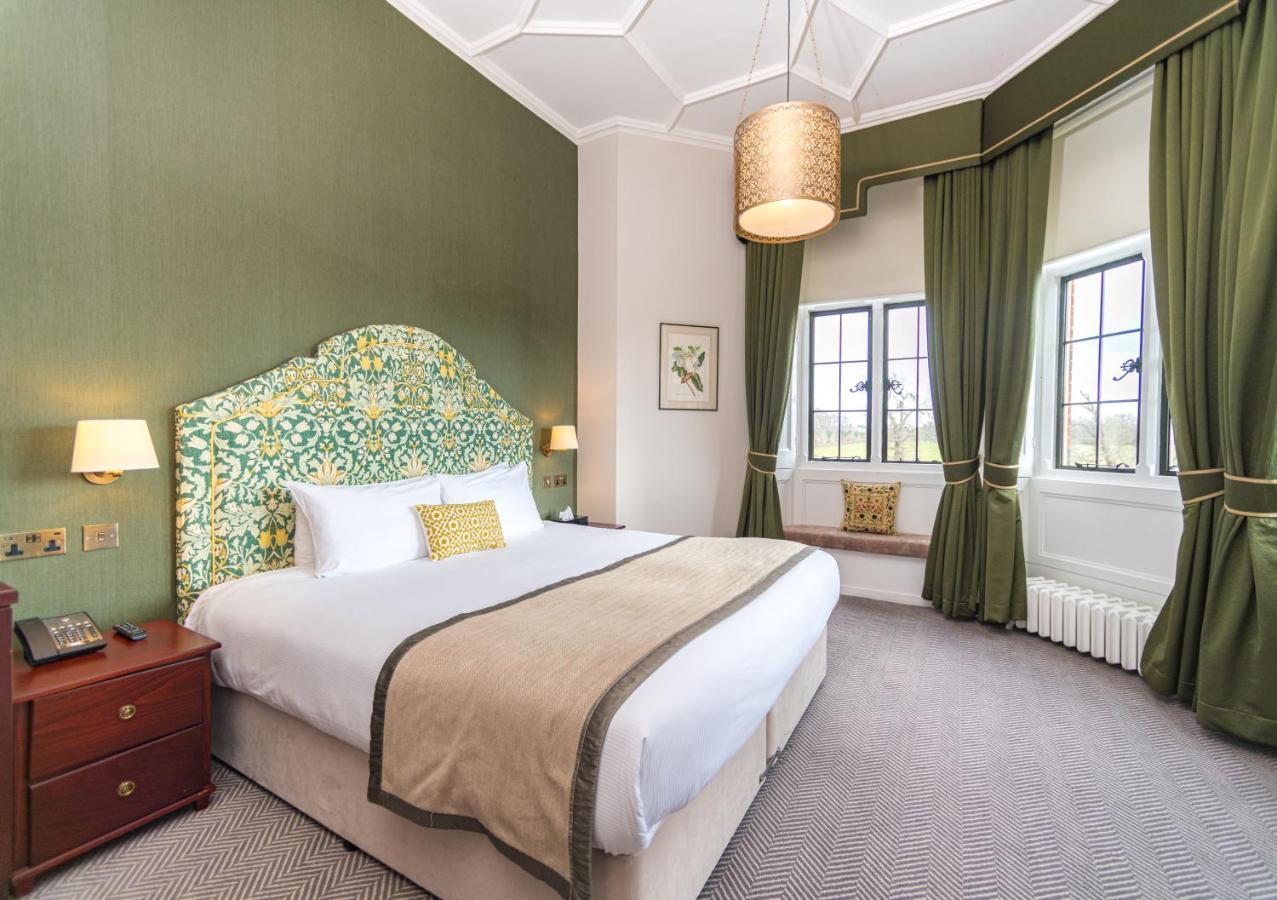 The Elvetham Hotel Hartley Wintney Extérieur photo