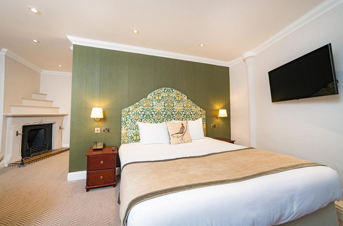 The Elvetham Hotel Hartley Wintney Extérieur photo