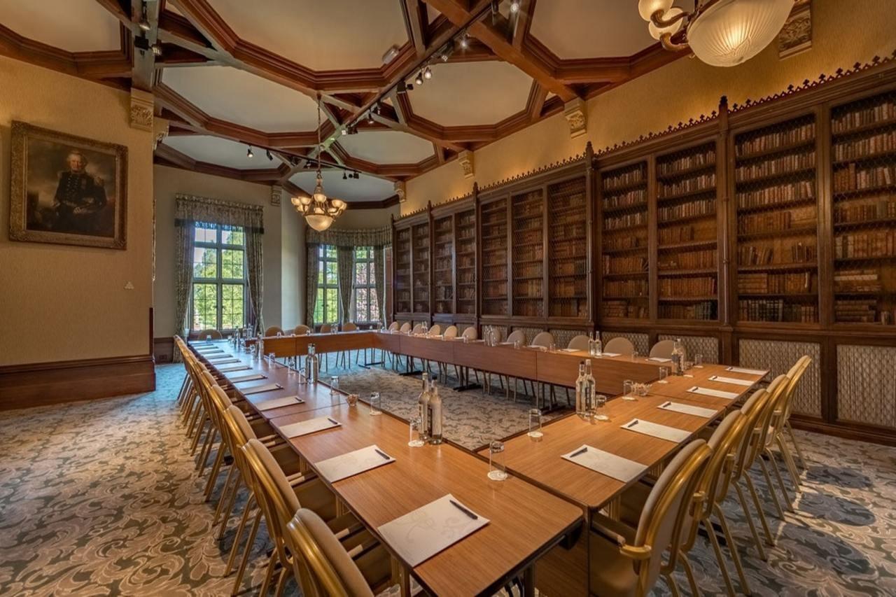 The Elvetham Hotel Hartley Wintney Extérieur photo