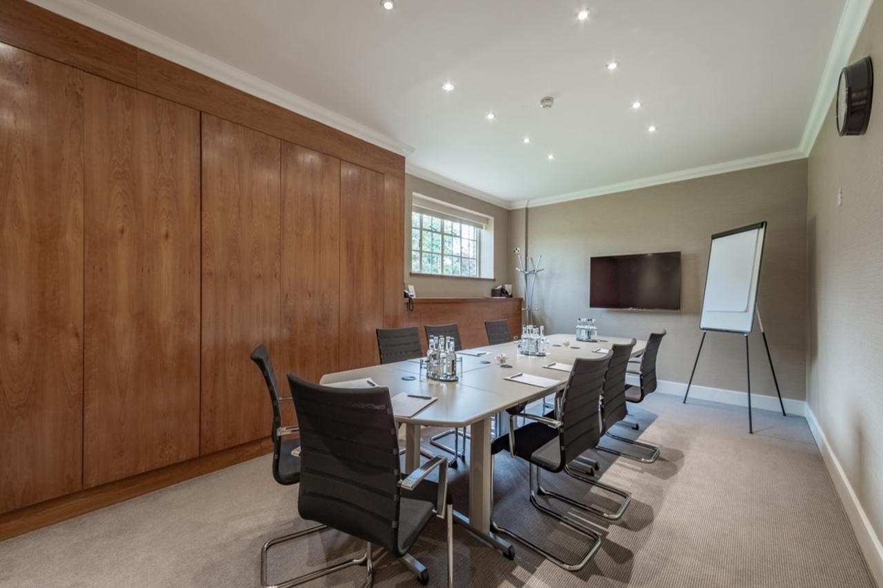 The Elvetham Hotel Hartley Wintney Extérieur photo